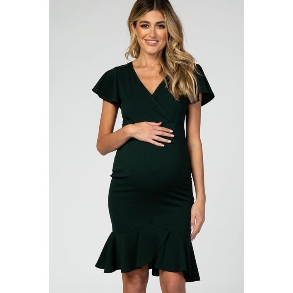 Beautiful Pink Blush Maternity Green Ruffle Sleeved Size Small Dress